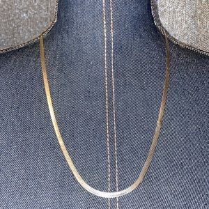 🎄 Sterling silver 925 herringbone necklace